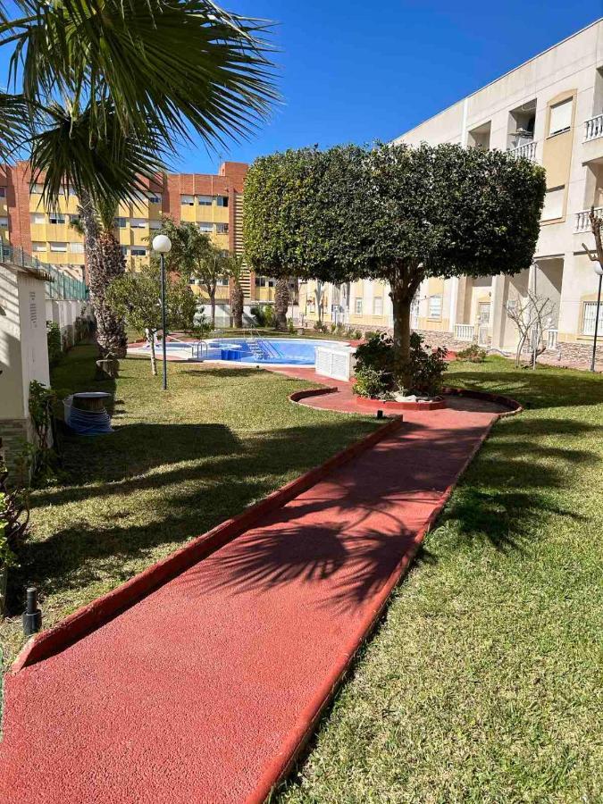 Apartament Mariha Torrevieja Luaran gambar
